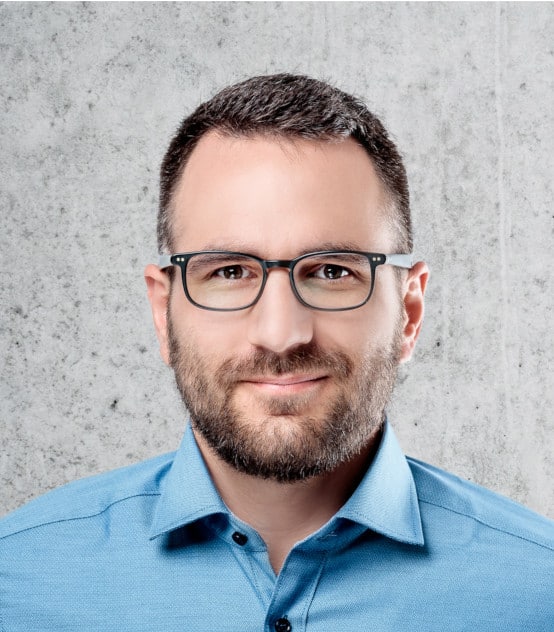 Simon Erdem
